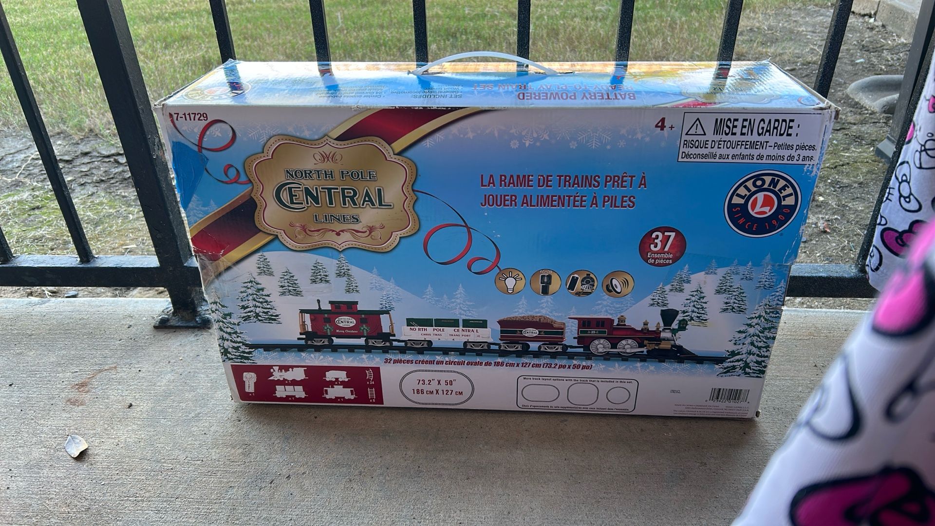 North Pole Central Lines