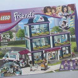Lego FRIENDS HEARTLAKE HOSPITAL 