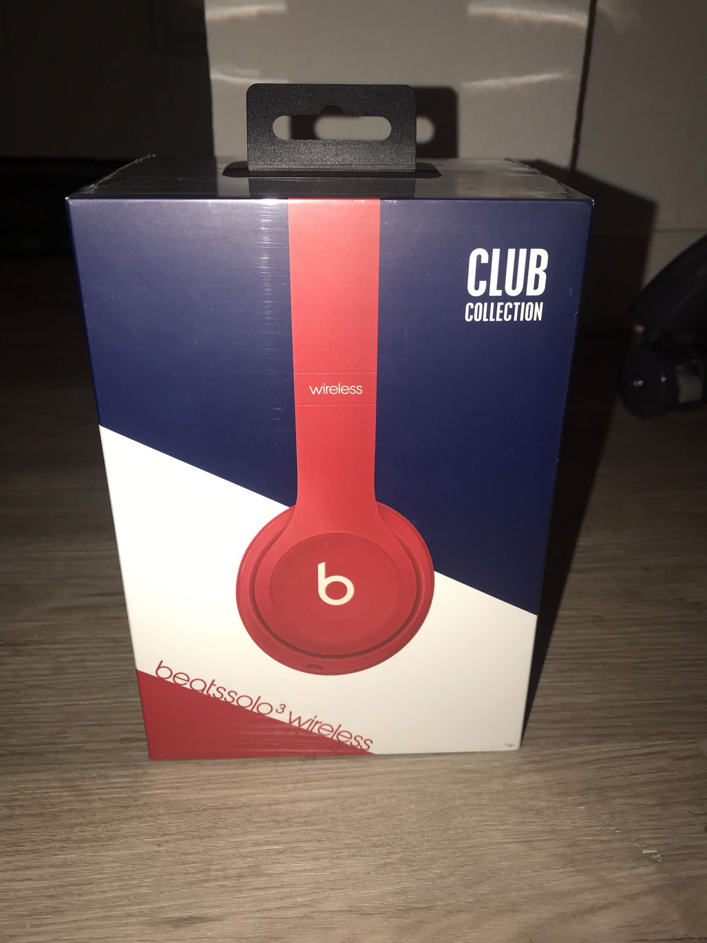 Beats Solo3 Wireless **Club Collection** Unopened