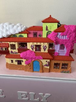 Encanto Houses