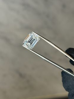 2.20CT Emerald Diamond – H/VS2, IGI Certified Lab Stone