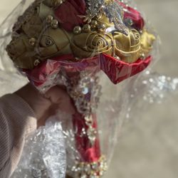 New Golden Red Flower Quinceanera Bouquet 