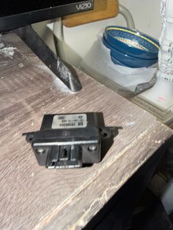 Genuine GM Parking Aid Control Module or Park Assist Module/Display,