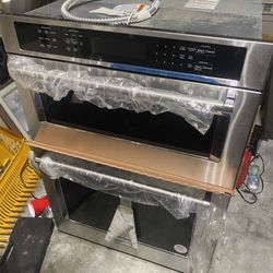 New Kitchen Aid Wall Oven And Microwave Combo Stainless With Air fry Mode