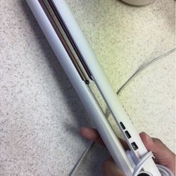 Hair straightener