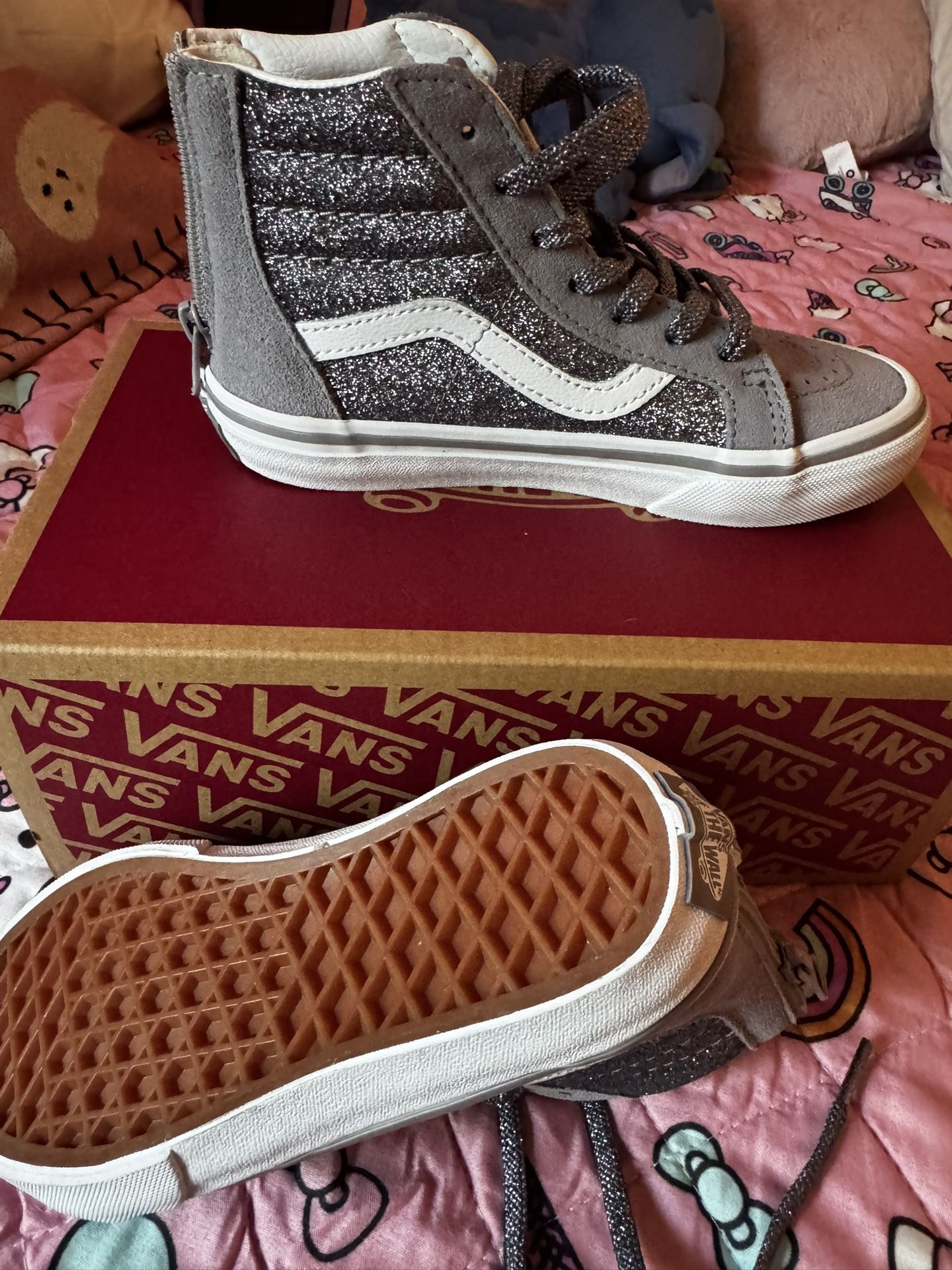 GIRLS VANS
