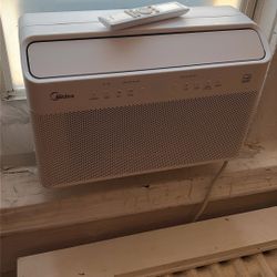 Midea U-Shaped AC With Remote