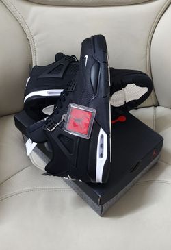 Jordan 4 Retro