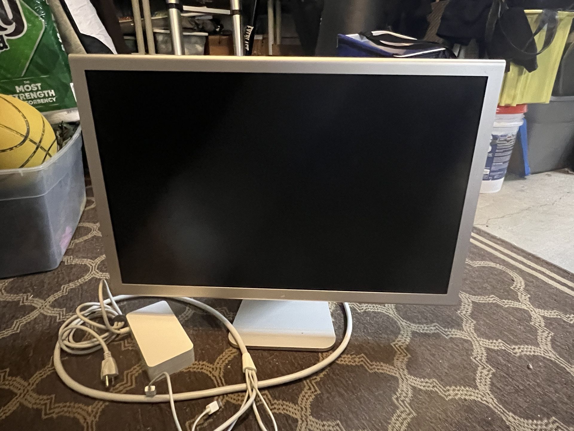 30-inch Apple Cinema HD Display