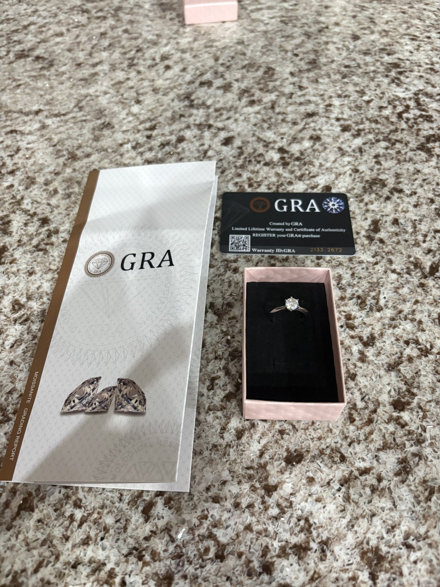 VVS1 Moissanite Engagement Ring