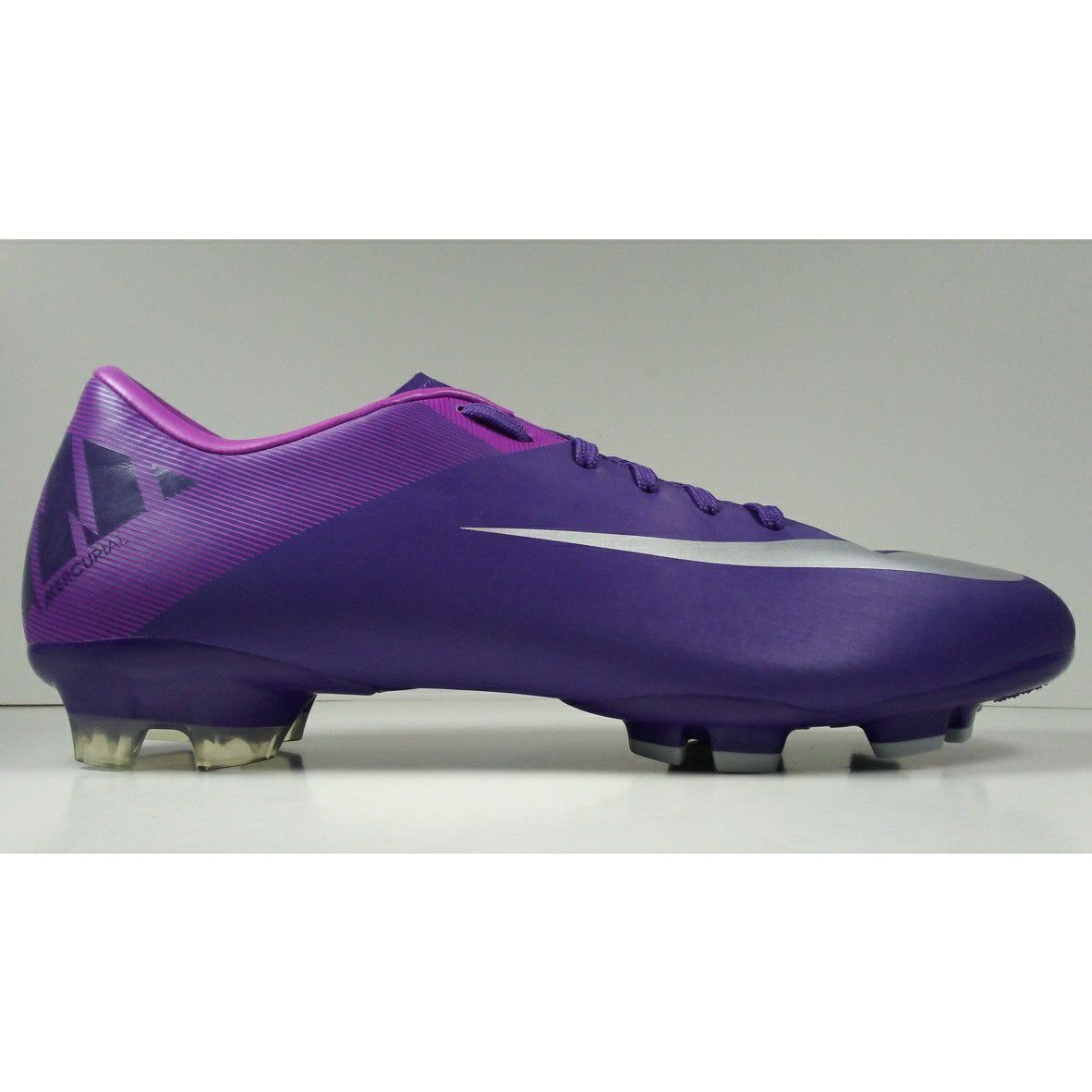 Rare! Nike Mercurial Victory ll 442005-505 Purple Mens Size 9 for Sale in Bakersfield, CA - OfferUp