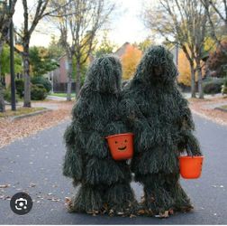 GHOST GILLY SUIT (One Only) SIZE YOUTH LARGE, SEFFNER FL