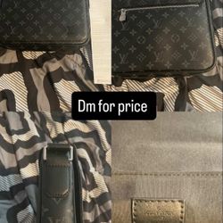Black Louis Vuitton Men Bag