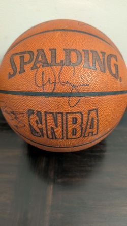 Boston Celtics 2004–05 Team Signed Autographed Basketball NBA Memorabilia