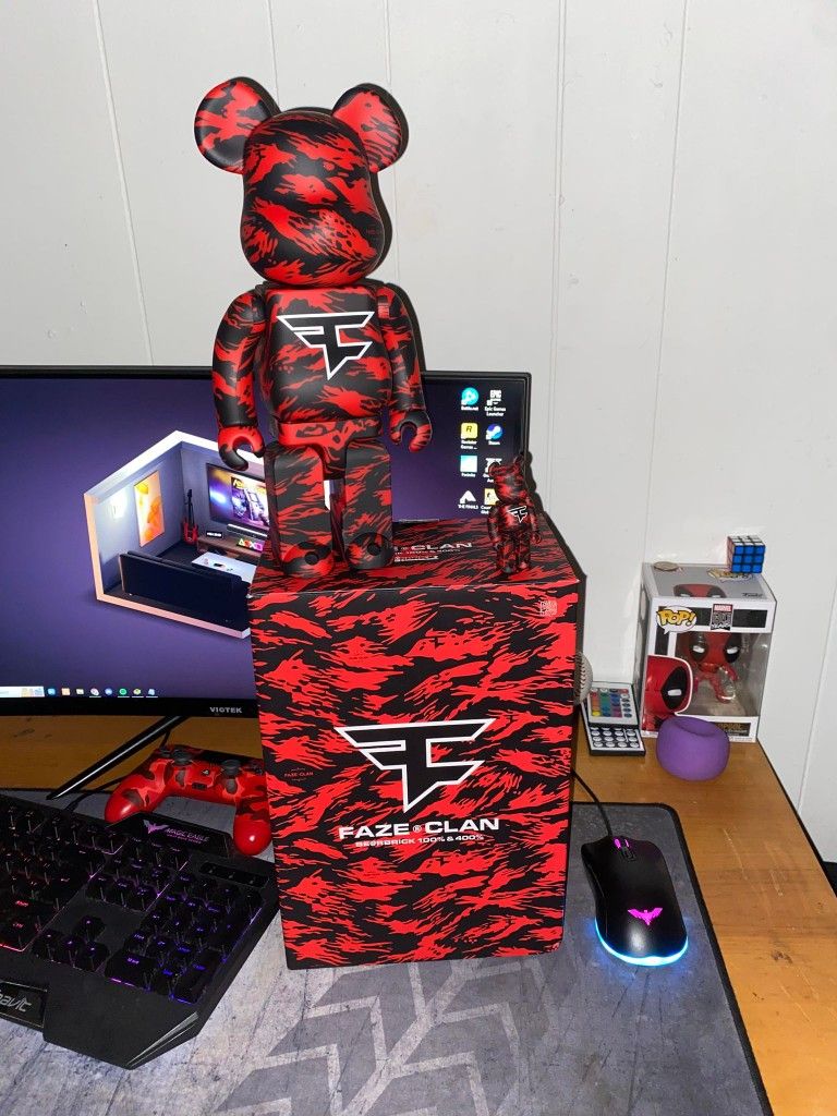 Faze Clan x Bearbrick 100% & 400% Set-NEW IN BOX