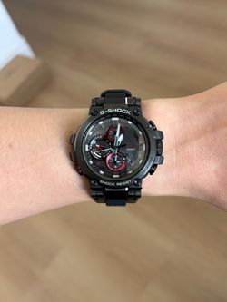 G-Shock MTG B1000 Like New