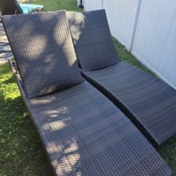 Wicker Lounge 