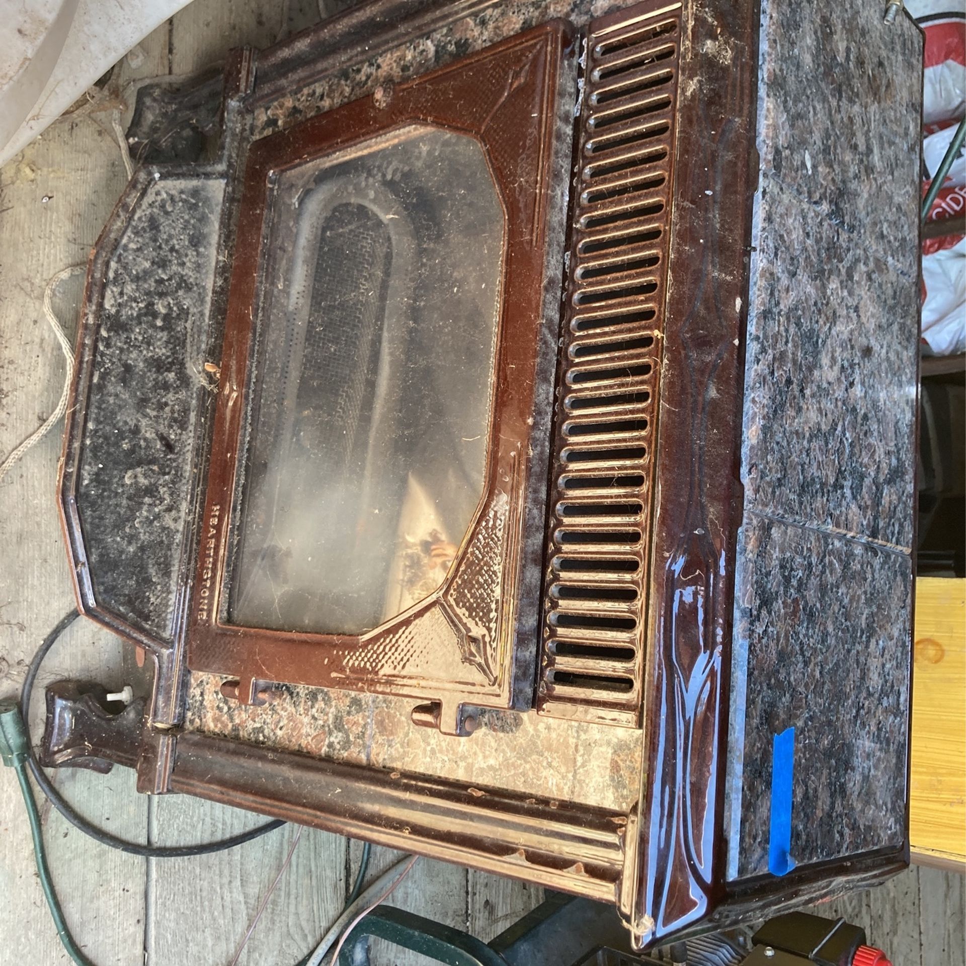 Gas Stove   Metal And Granite 