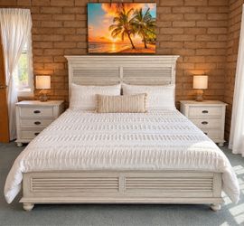 CALIFORNIA KING COMPLETE BEDROOM SET + TEMPUR-PEDIC MATTRESS & BEDDING – $850 OBO