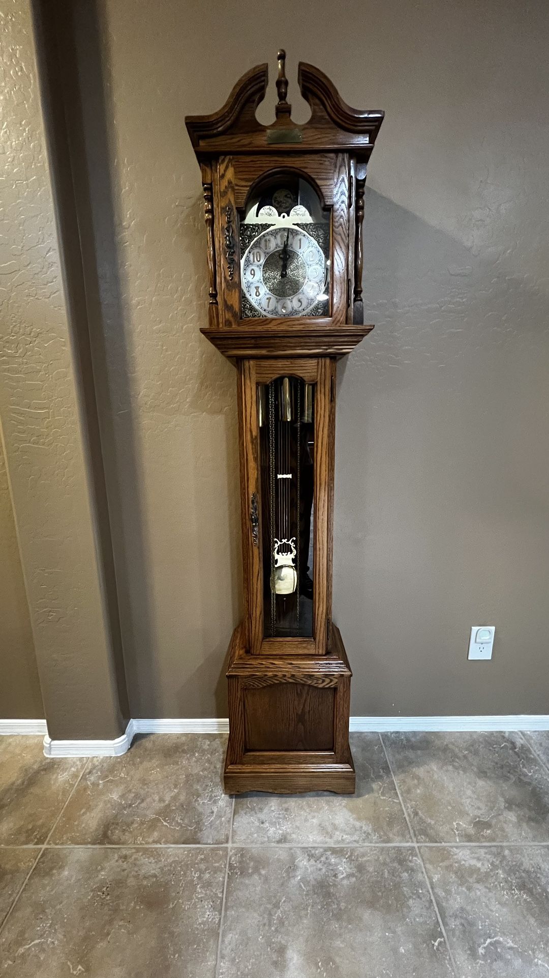 Hermle Black Forest Emperor Grandfather Clock Vintage 1982 451-050H