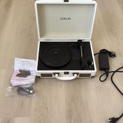 Jorlai White Suitcase Record Player