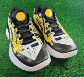 New Unreleased Under Armour Curry 2 Low Flotro "Taxi" Men's Size 9.5, brand new, no box.