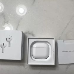 AirPod Gen 4