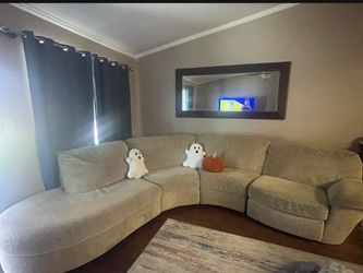 L-shaped Couch With Recline Seat