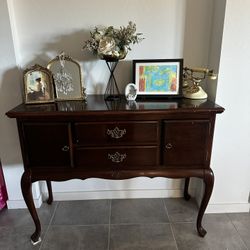 Entry Table (needs Love) 