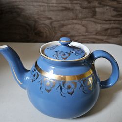 Beautiful Blue & Gold Leaf Hall Teapot 10 Cup With Lid Tea Pot