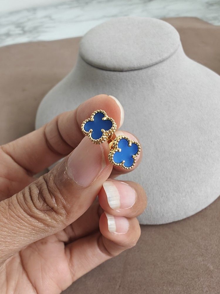 VCA Clover Blue Stone Stud Earrings 