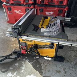 Dewalt Table Saw - DWE7485