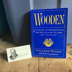 Autograph Book N Card Of Mr John Wooden