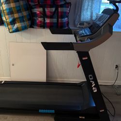  Like-New OVO High-End Home Treadmill, Fully Functional my