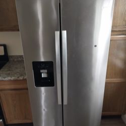 Stainless Steele Fridge 