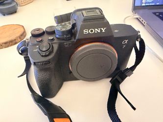 Sony A7 IV