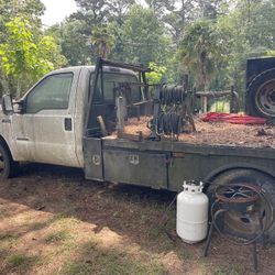 2001 Ford F-550 Super Duty Regular Cab & Chassis