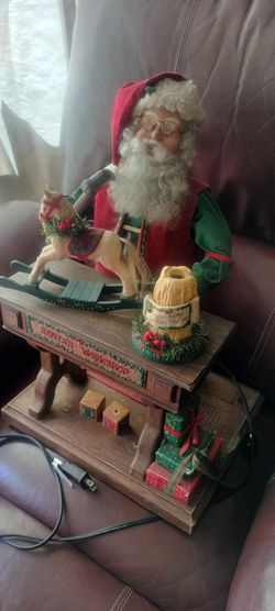 Vintage 1993 Holiday Creations animated musical Santa Claus