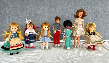 Liquidating Collection, 1st Lot: Vintage GINNY, MATTEL & IDEAL DOLLS