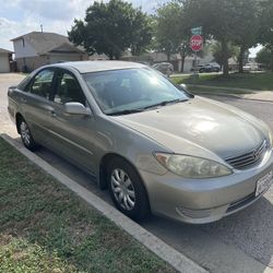 2004 Toyota Camry