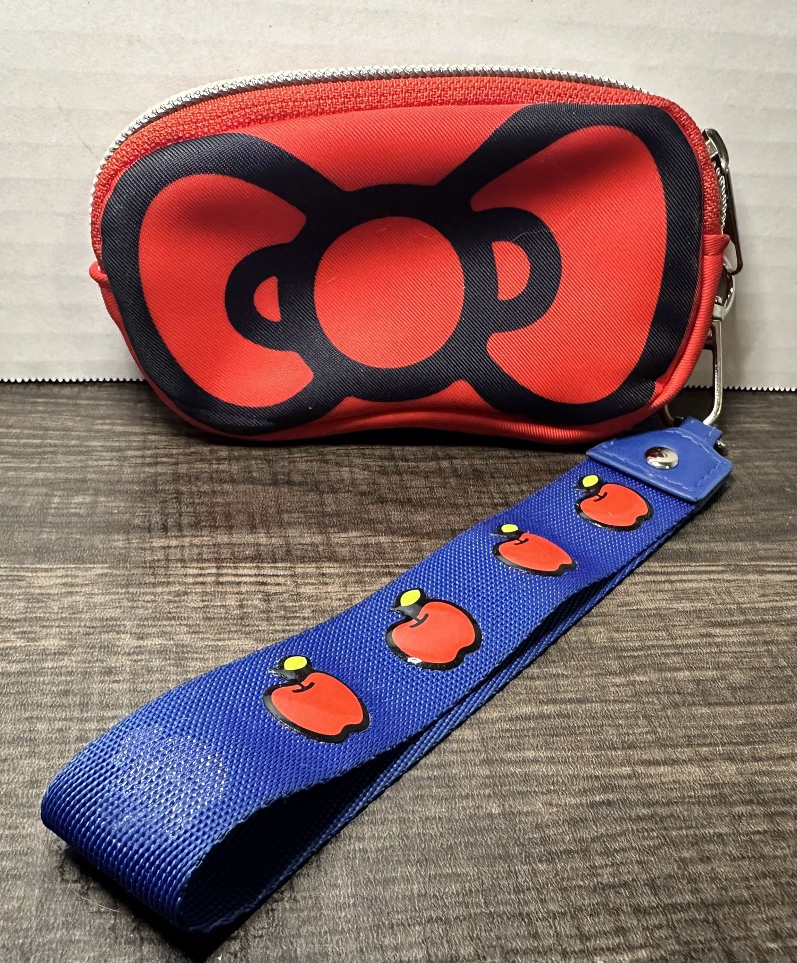 Like New Sanrio Hello Kitty Zippered Wallet Coin Purse Bag Red Bow