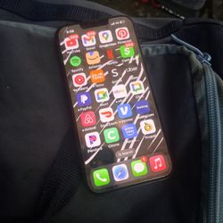 iPhone 16 E 