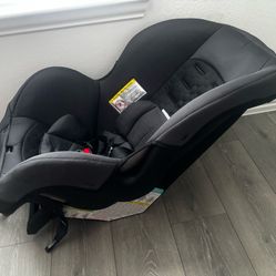 EvenFlo Titan 65 Car Seat