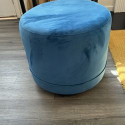 Rolling Stool (chair) 