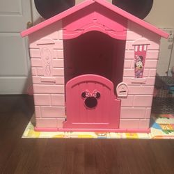Mickey Mouse Doll house