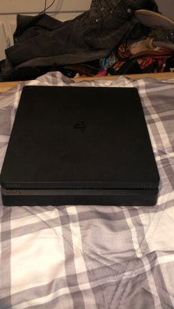 Ps4 slim new