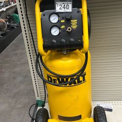 De Walt Electric Compressor 