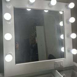 Gorgeous vanity mirror $55.00 obo