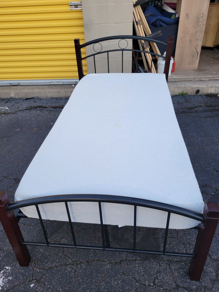 Twin Size Bed Frame And Mattress Used Good Conditions 