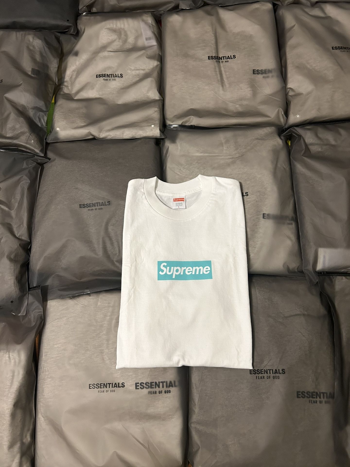 Supreme Tee 